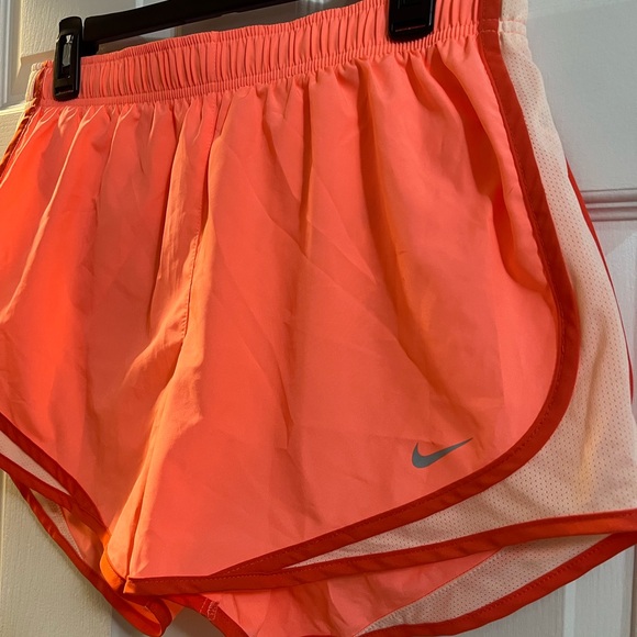 Orange, L, women’s dry fit running shorts - Picture 4 of 4